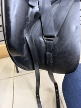 Load image into Gallery viewer, 17” MW Ideal/Martin Wilkinson Suzannah Dressage Saddle - Black