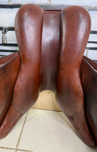 Load image into Gallery viewer, 16 1/2” MW Stride Free Double Flap Jump Saddle - Tan