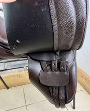 Load image into Gallery viewer, 15” Wide Manor English Pony WH Saddle - Brown - GP/Workers - W-XW