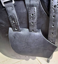 Load image into Gallery viewer, 17 1/2” Changeable Gullet Utopia/Discovery GP Saddle - Black