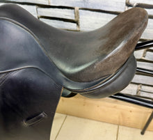 Load image into Gallery viewer, 17” MW Ideal Jessica Dressage Saddle - Black