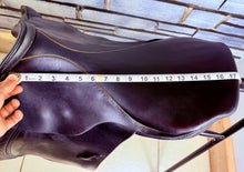 Load image into Gallery viewer, 17 1/2” B/29 (Medium) Stubben Siegfried II Jumping/XC Saddle - Brown
