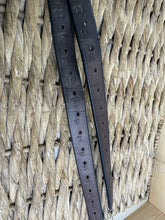 Load image into Gallery viewer, S/H 50” English Fylde Stirrup Leathers - Brown