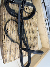 Load image into Gallery viewer, S/H Heritage Padded Comfort Flash Bridle -Black- XF