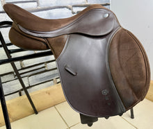 Load image into Gallery viewer, 17” MW/Changeable Gullet Thorowgood Cob Plus GP Saddle - Brown