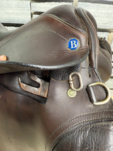 Load image into Gallery viewer, 17 1/2” Wide Barnsby GP Saddle - Brown