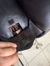Load image into Gallery viewer, 15” Medium-Wide/XW Equxtra Serpent WH Pony Show Saddle - Changeable Gullet - Brown