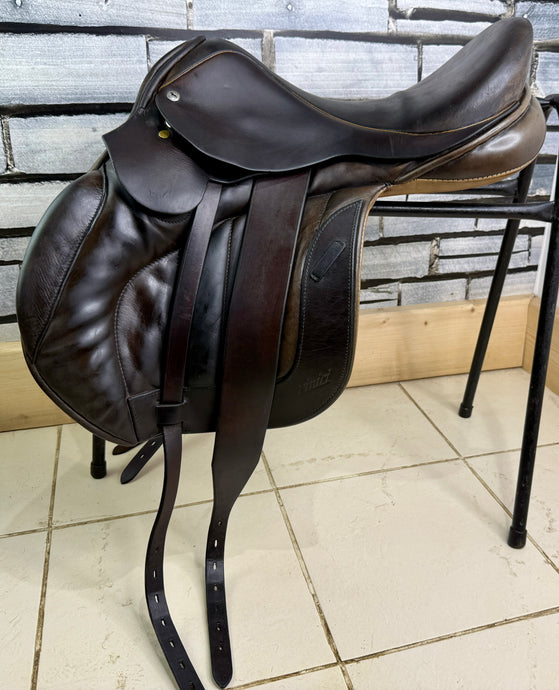 17” MW Black Country Vinici Monoflap Jump Saddle - Brown