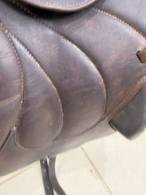 Load image into Gallery viewer, 16 1/2” MW Antares Connexion Monoflap Jump Saddle - Brown