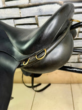 Load image into Gallery viewer, 18” Wide Ideal Jessica Dressage/Enduro Saddle - Black