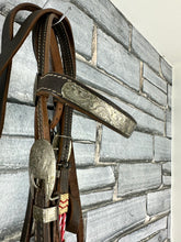 Load image into Gallery viewer, S/H Complete Beaded Decorative Western Headstall/Bridle - Brown - Full