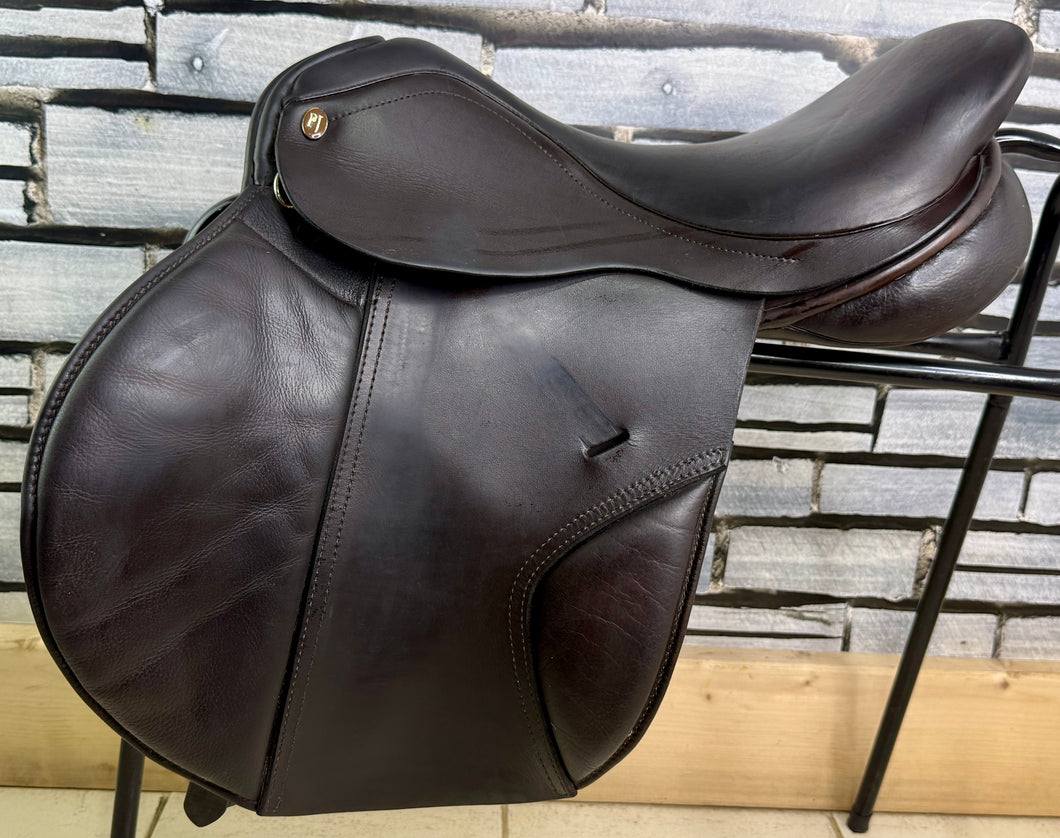 17” MW Paul Jones Jump Saddle - Brown