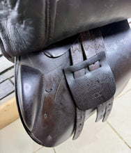 Load image into Gallery viewer, 17” Medium Prestige Appaloosa Hippos GP/Jump Saddle - Brown - All Purpose, XC etc