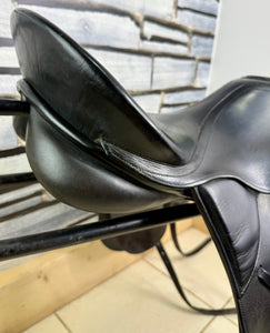 17” MW Kieffer Wien DL Professional Dressage Saddle - Black
