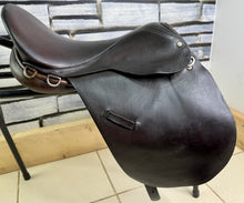 Load image into Gallery viewer, 16” Wide English Pony Saddle - Brown