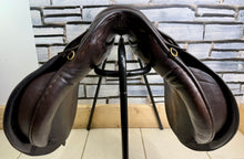 Load image into Gallery viewer, 17” MW-Wide Jeffries Falcon Hawk Event GP Saddle - Brown