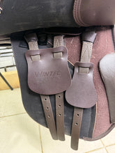 Load image into Gallery viewer, 17” MW/Changeable Gullet Wintec 500 VSD GP Saddle - Brown - Cair