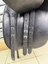 Load image into Gallery viewer, 17” Wide-XW Ideal Ramsey Show/WH Saddle - Black