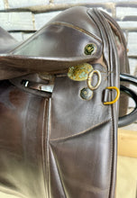 Load image into Gallery viewer, 17” Medium Woodseaves WH Saddle - Brown