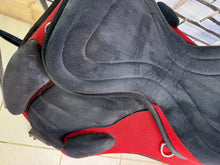 Load image into Gallery viewer, 15” Zain Tack Treeless Pony Saddle - Red/Black