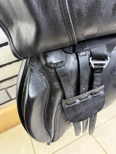Load image into Gallery viewer, 17 1/2” MW Ideal 1350 GP Saddle - ESTA -Black- Big Blocks - English Leather