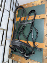 Load image into Gallery viewer, Dobert Flash Dressage Bridle - Black - Full - With Reins - Quality Leather
