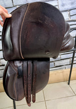 Load image into Gallery viewer, 17” MW Ideal 1350 GP Saddle - Brown