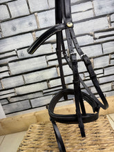 Load image into Gallery viewer, S/H Schockemohle Crystal Piping Dressage Bridle -Black- Cob