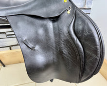 Load image into Gallery viewer, 17 1/2” Wide  Black Country Wexford Jump Saddle - Black