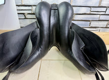 Load image into Gallery viewer, 18” MW Ideal Suzannah Dressage Saddle - Black
