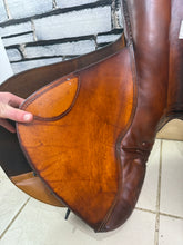 Load image into Gallery viewer, S/H Wow Foregirth Saddle Attachment - Black