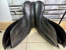Load image into Gallery viewer, 17” Narrow Farrington Event GP Saddle - Black