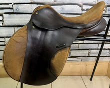 Load image into Gallery viewer, 17” MN S.O.S Saddlery GP/Jump Saddle - Brown - High Wither - TB ROR - Massive Blocks