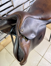 Load image into Gallery viewer, 17 1/2” MW Ideal Impala 1450 Jump Saddle - Brown
