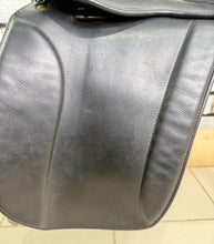 Load image into Gallery viewer, 17” Wide-XW Ideal Ramsey Show/WH Saddle - Black
