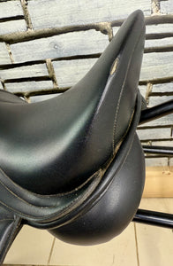 17” MW/Changeable Gullet Premier Equine Monoflap Dressage Saddle - Black