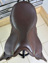 Load image into Gallery viewer, 17 1/2” MW Ideal VSD Saddle - Brown