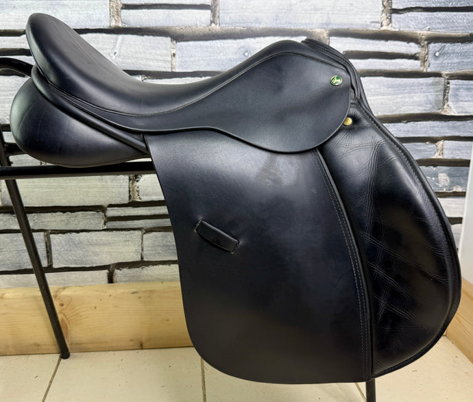 17 1/2-18” Wide Ideal 1350 GP Saddle - Black