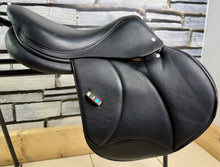 Load image into Gallery viewer, 16 1/2” Wide (AO) Voltaire Palm Beach 2024 Jump Saddle - Black - FIN Panel
