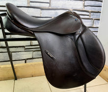 Load image into Gallery viewer, 17 1/2” 30/MW Stubben Roxanne GP/Jump Saddle -Brown- Diamonte &amp; Patent Trim 2025
