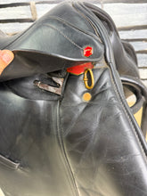 Load image into Gallery viewer, 18” Narrow Albion K2 TB GP Saddle - Black