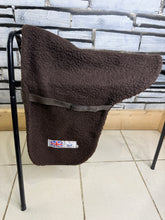 Load image into Gallery viewer, RCI Fluffy Show Numnah - Brown - Medium - Show/Working Hunter