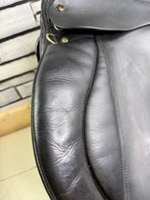 Load image into Gallery viewer, 17” MW-Wide Symmonds Designer GP/VSD Saddle - Black