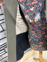 Load image into Gallery viewer, NEW Oliver Brown Gents Heavy Keepers Tweed Frock Hunt Coat - Size 36