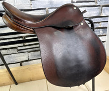 Load image into Gallery viewer, 14” Wide Lovatt &amp; Rickets Pony Saddle - Brown