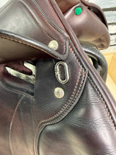 Load image into Gallery viewer, 17” MW Amerigo Vega Jump Saddle - Brown