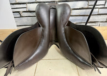 Load image into Gallery viewer, 17-17 1/2” Wide Excelle English GP Saddle - Brown