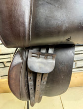 Load image into Gallery viewer, 17 1/2” Wide Ideal VSD/WH/GP English Saddle - Brown - Working Hunter Cob