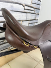 Load image into Gallery viewer, 17” MW Ideal VSD/GP Saddle - Brown