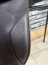 Load image into Gallery viewer, 17-17 1/2” MW Paul Jones Jump Saddle - Brown